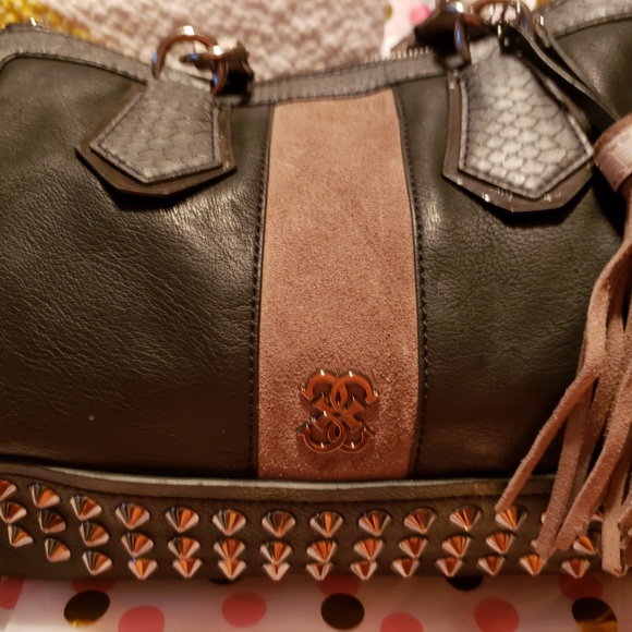 purses - Picture 4 of 8